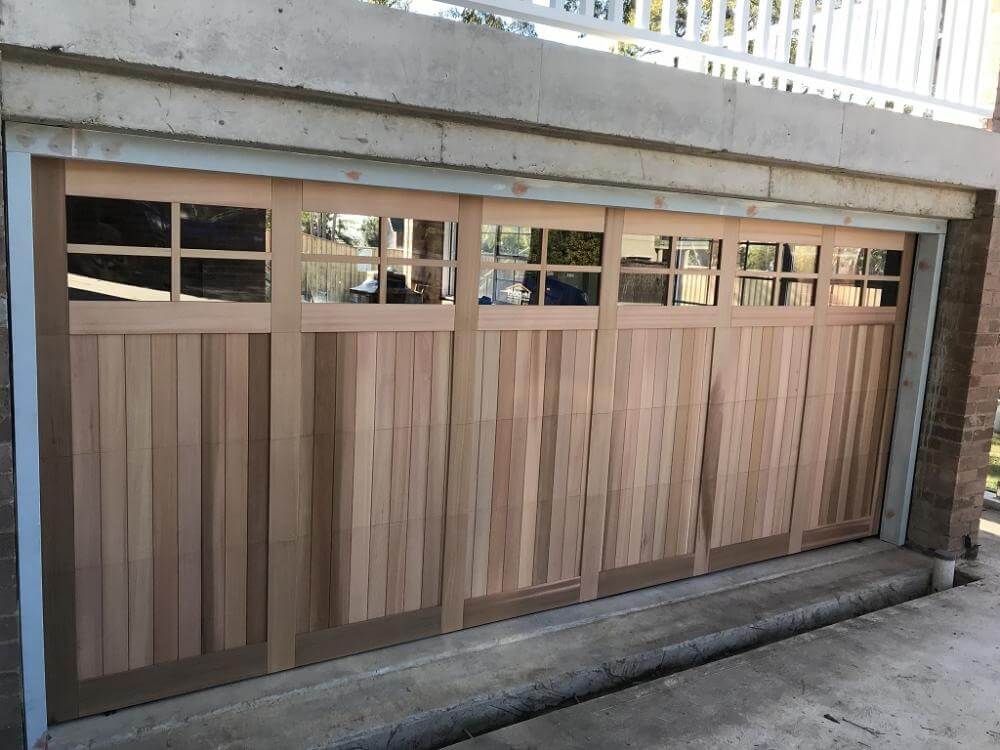Carriage Panel With Highlight Windows