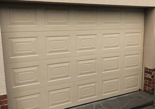 Federation sectional garage door